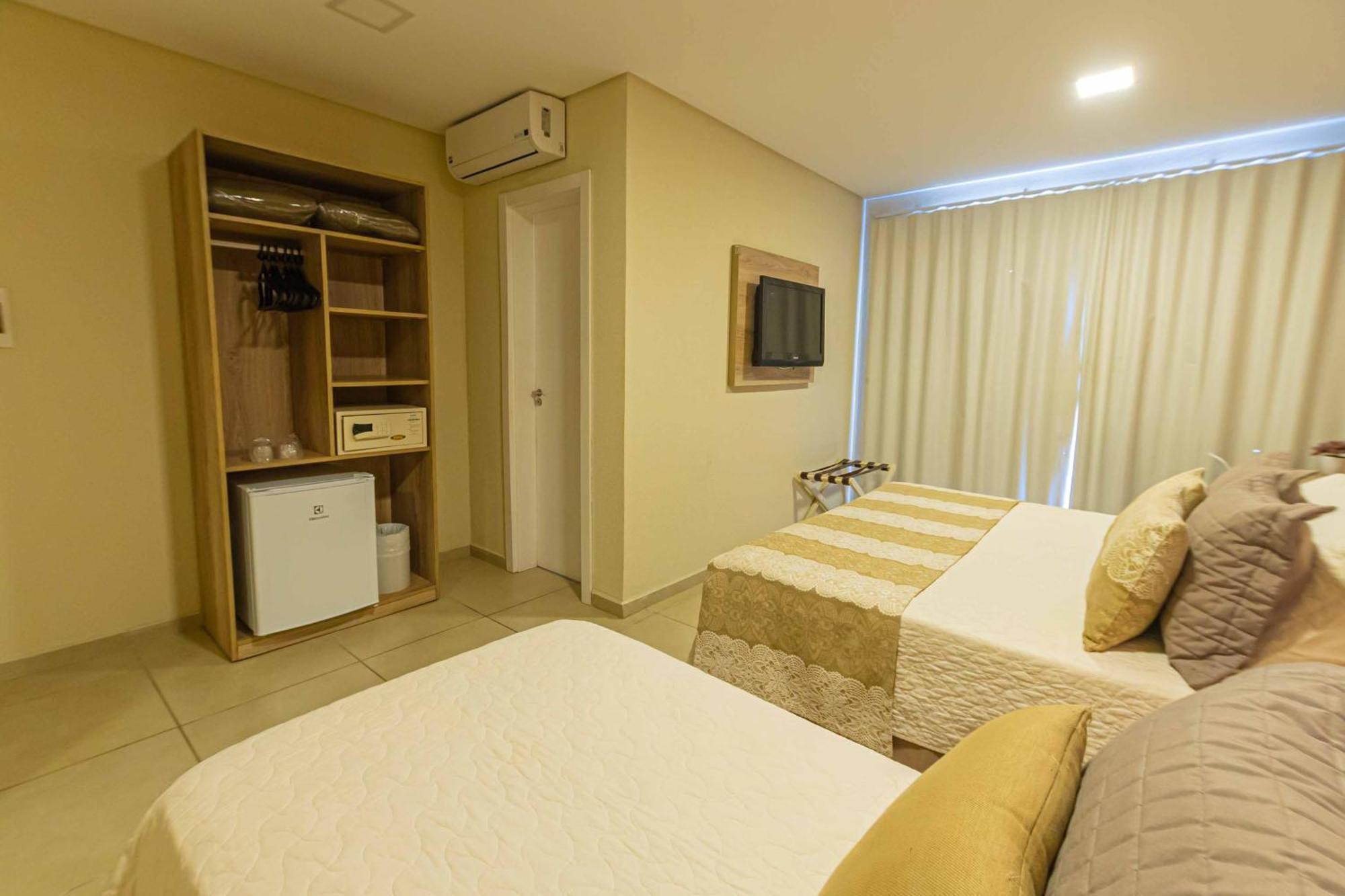 Hotel Villareal Charme Guaratuba Bagian luar foto